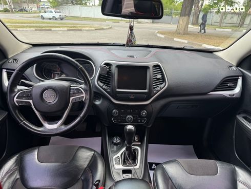 Jeep Cherokee 2016 черный - фото 19