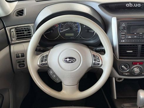 Subaru Forester 2010 белый - фото 19