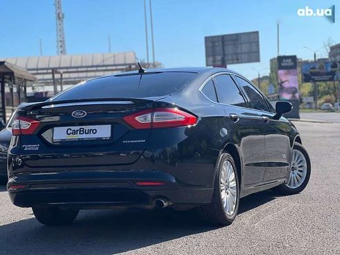 Ford Fusion 2013 - фото 9