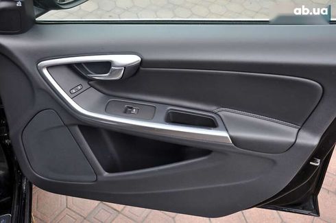 Volvo S60 2016 - фото 25