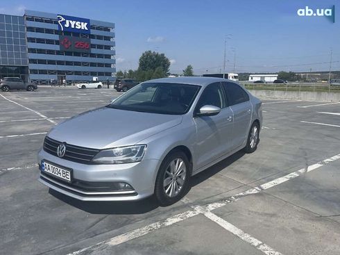 Volkswagen Jetta 2016 - фото 2