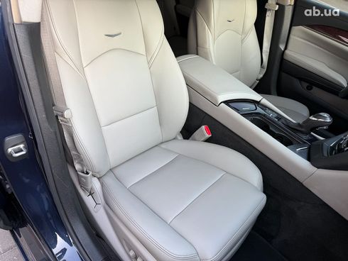 Cadillac CTS 2015 синий - фото 17