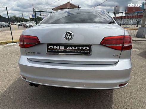 Volkswagen Jetta 2015 - фото 7