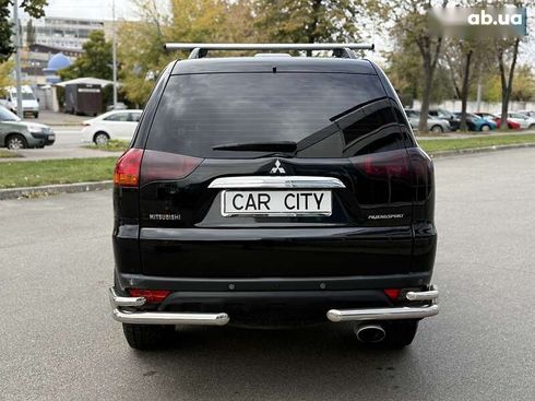 Mitsubishi Pajero Sport 2012 - фото 6