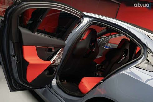 BMW M5 2025 - фото 24