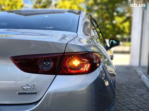 Mazda 3 2019 - фото 12