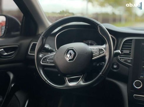 Renault Megane 2017 - фото 21