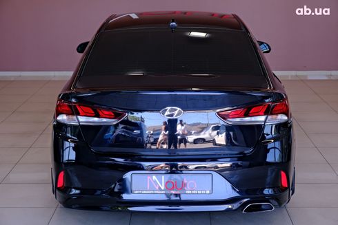 Hyundai Sonata 2018 черный - фото 6
