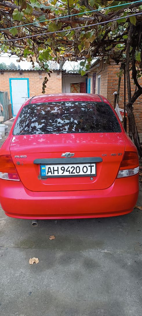 Chevrolet Aveo 2004 красный - фото 4