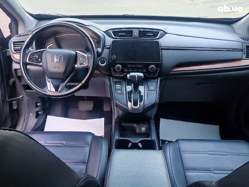 Honda CR-V 2018 серый - фото 30
