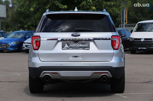 Ford Explorer 2017 - фото 6