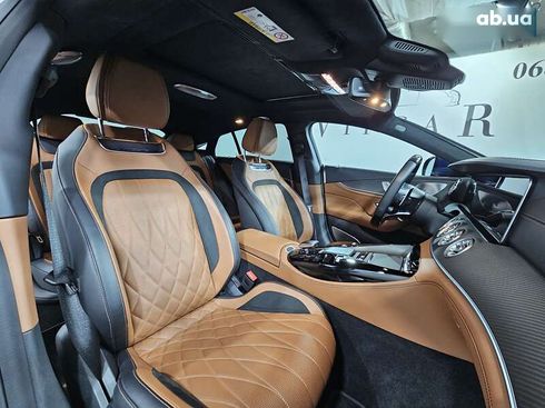 Mercedes-Benz AMG GT 4 2020 - фото 7