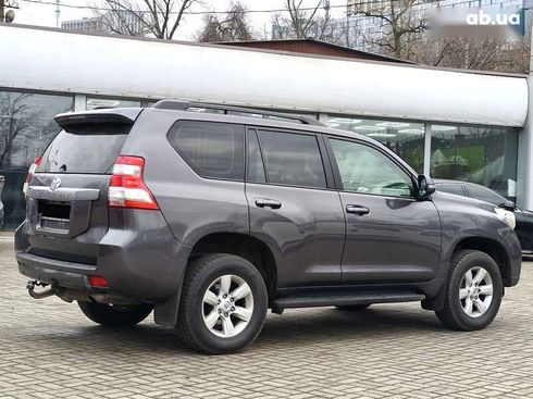 Toyota Land Cruiser Prado 2013 - фото 5