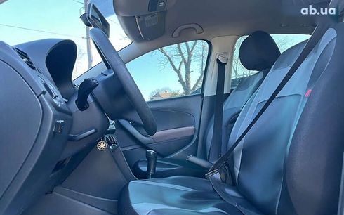 Volkswagen Polo 2010 - фото 9
