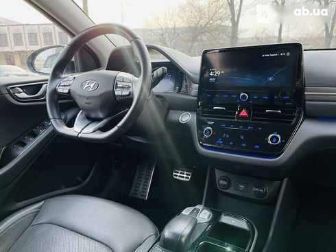Hyundai Ioniq 2020 - фото 12