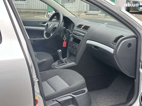 Skoda Octavia 2008 - фото 30