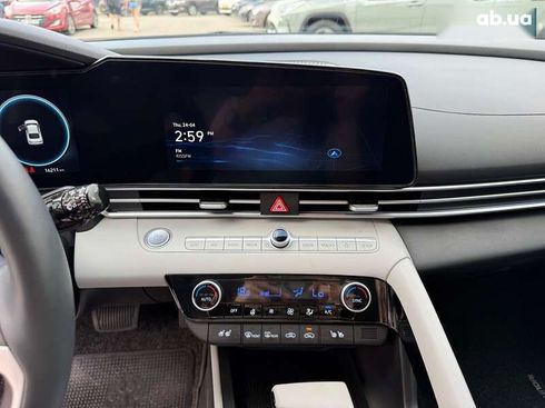 Hyundai Elantra 2024 - фото 19