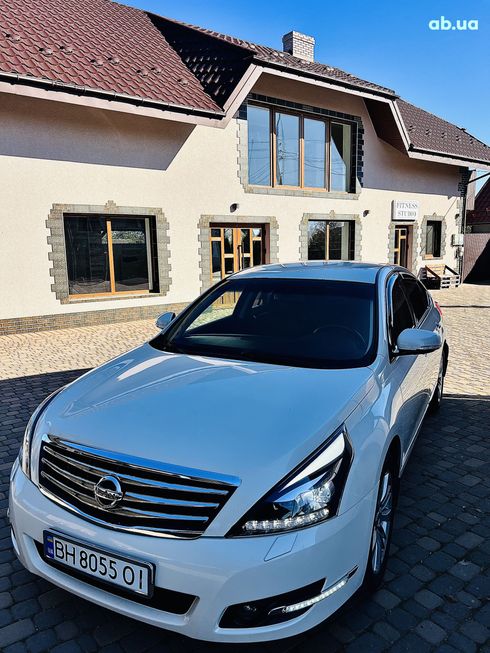 Nissan Teana 2013 белый - фото 10