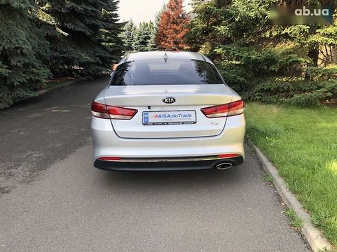 Kia K5 2017 - фото 8
