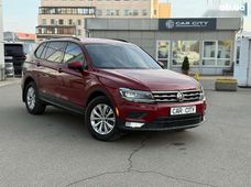 Продажа б/у Volkswagen Tiguan 2018 года - купить на Автобазаре