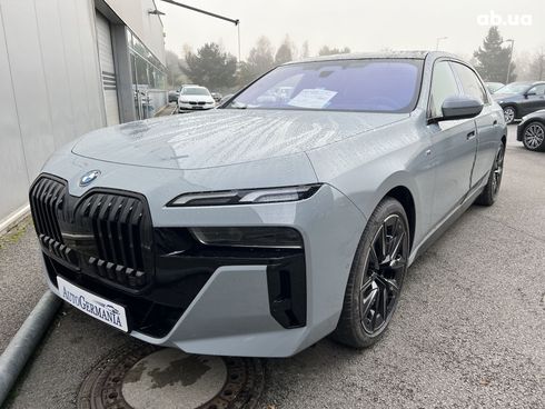BMW i7 2023 - фото 6
