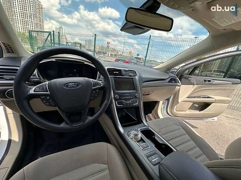 Ford Fusion 2019 - фото 27