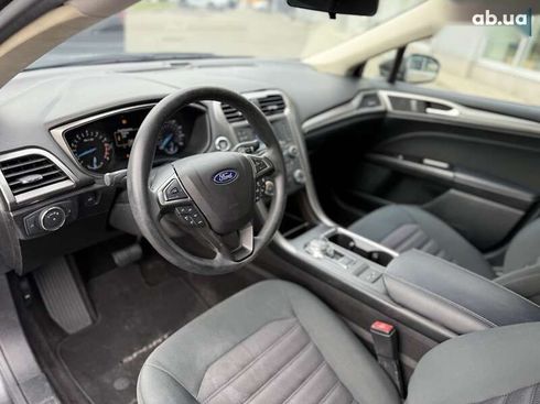 Ford Fusion 2017 - фото 15