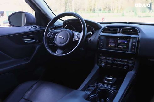 Jaguar F-Pace 2016 - фото 9