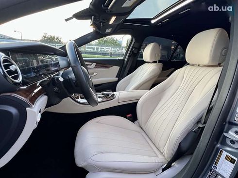 Mercedes-Benz E-Класс 2019 - фото 23