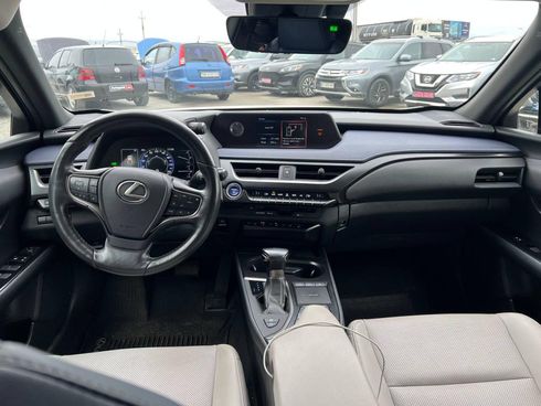 Lexus UX 2019 белый - фото 44