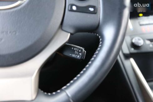 Lexus IS 2013 - фото 18