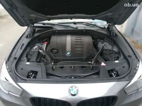 BMW 5 серия 2010 серый - фото 4
