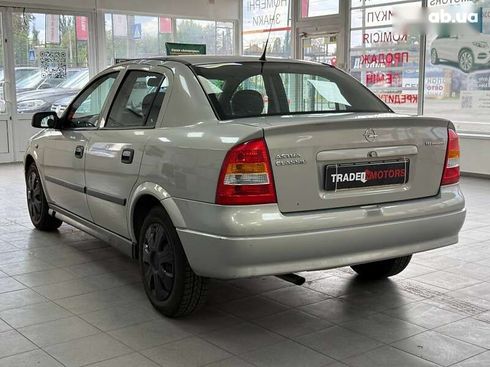 Opel Astra 2007 - фото 12