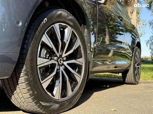 Volvo XC60 2023 - фото 30