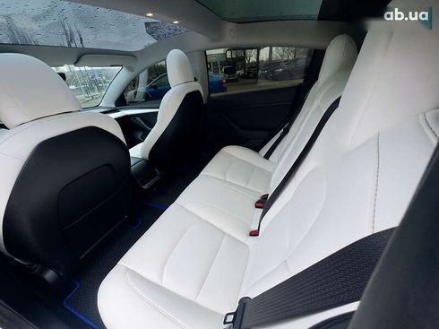 Tesla Model 3 2021 - фото 27