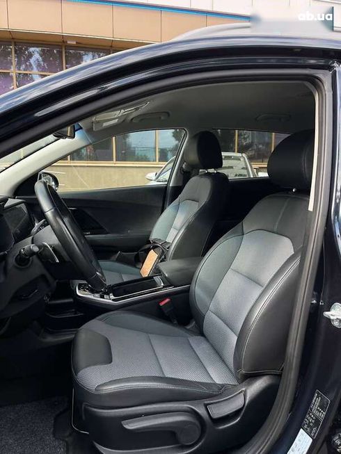 Kia Niro 2022 - фото 30