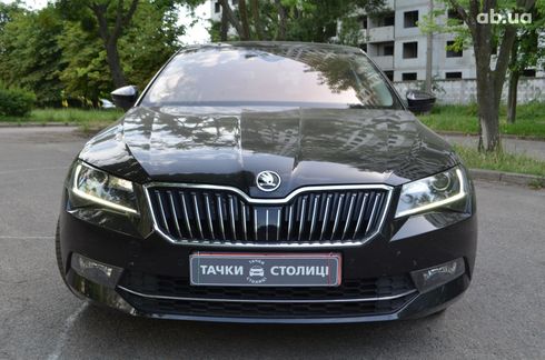 Skoda Superb 2018 черный - фото 2