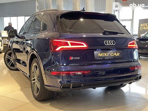 Audi SQ5 2020 - фото 20