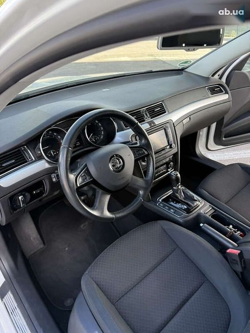 Skoda Superb 2014 - фото 24