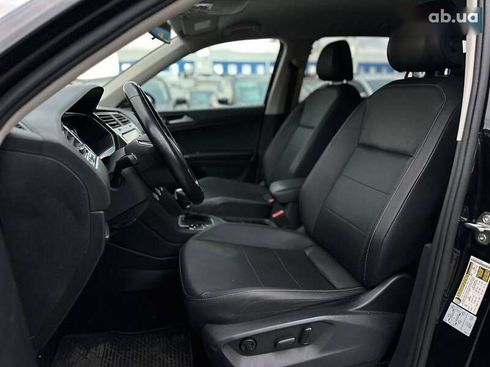 Volkswagen Tiguan 2020 - фото 12