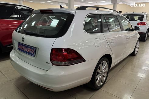 Volkswagen Jetta 2013 белый - фото 4