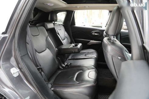 Jeep Cherokee 2017 - фото 10