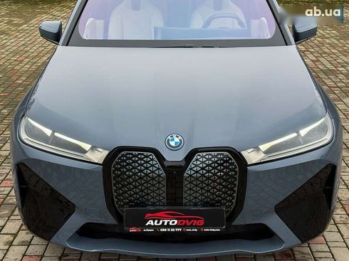 BMW iX 2022 - фото 11