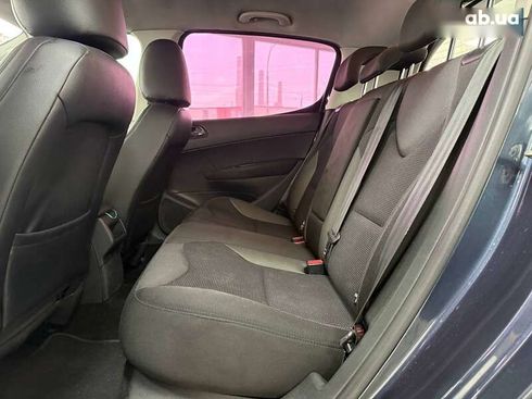 Peugeot 308 2012 - фото 28