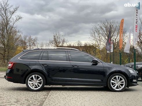 Skoda Octavia 2018 - фото 22