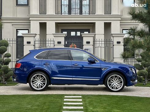 Bentley Bentayga 2017 - фото 16