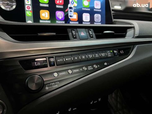 Lexus ES 2018 - фото 25