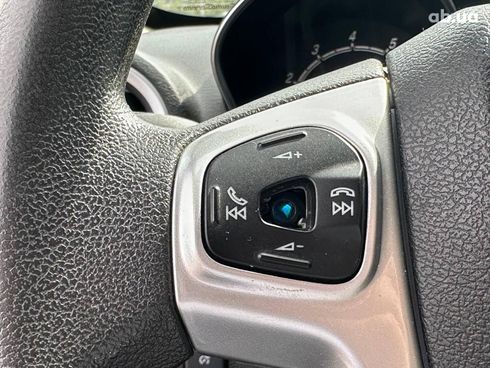 Ford Fiesta 2019 серый - фото 21