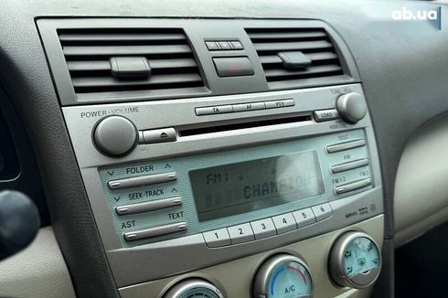 Toyota Camry 2008 - фото 20