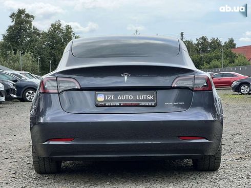 Tesla Model 3 2021 - фото 7